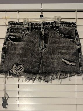 Distressed Black Denim High Rise Jean Shorts- Casual Edgy Style